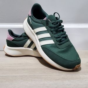 Women's Adidas Run 70s athletic shoes 9